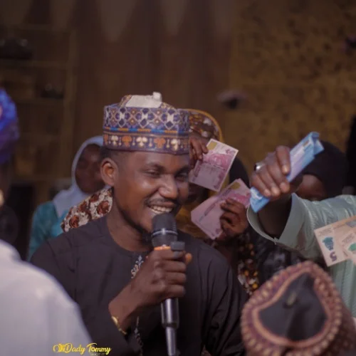 Isah Ayagi - Gimbiyar Gida Isah Ayagi - Gimbiyar Gida